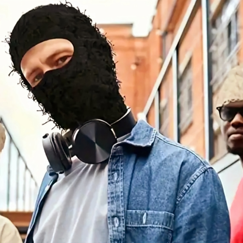 Distressed Balaclava - Picture 2 of 3